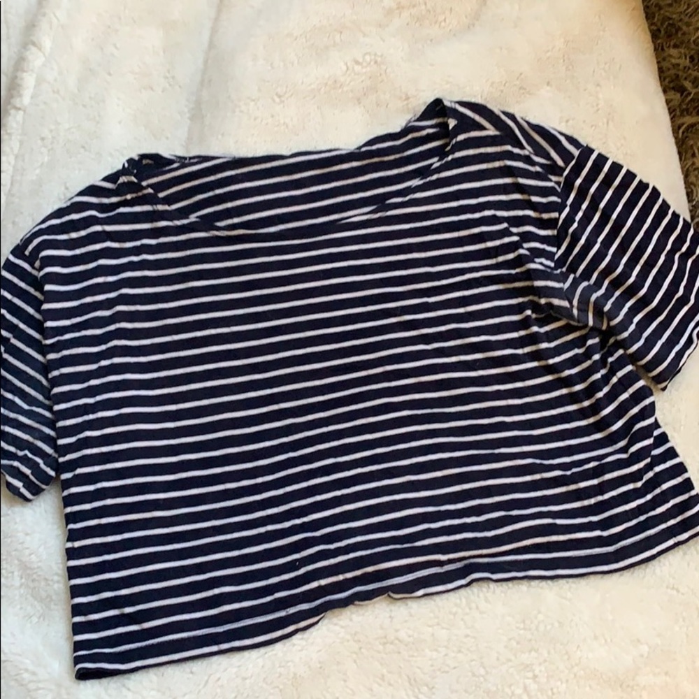 Stripped Crop